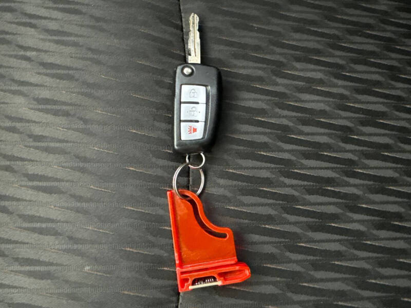 2019 Nissan Rogue S