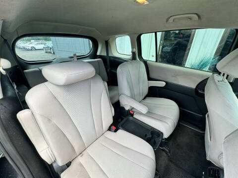 2014 Mazda MAZDA5 Sport