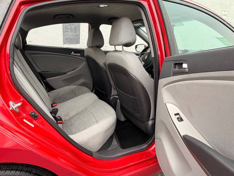 2015 Hyundai Accent GLS