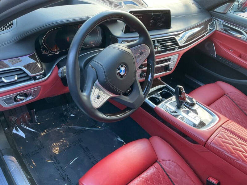 2022 BMW 7 Series 750i xDrive