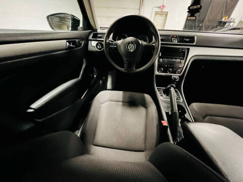 2013 Volkswagen Passat