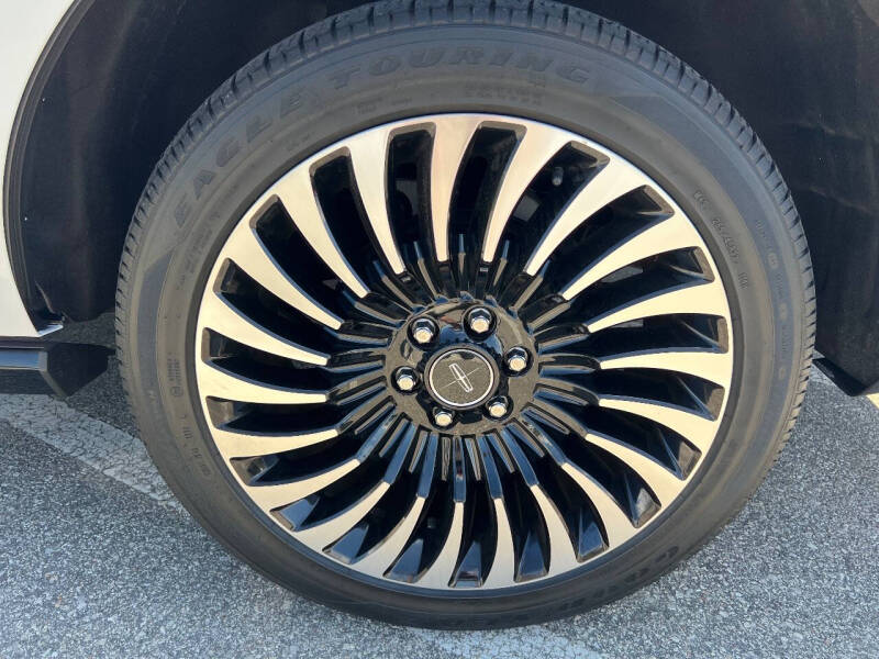 2020 Lincoln Navigator Black Label