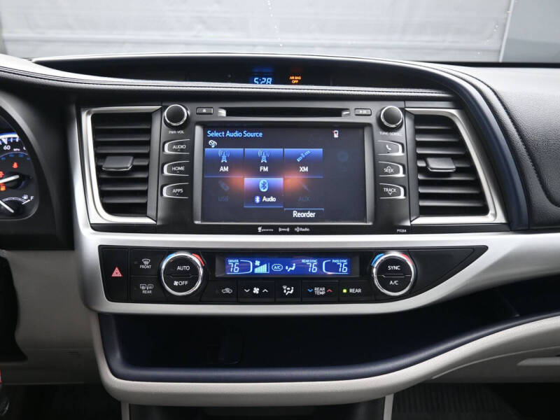 2016 Toyota Highlander LE Plus