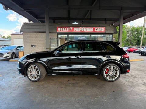 2014 Porsche Cayenne GTS