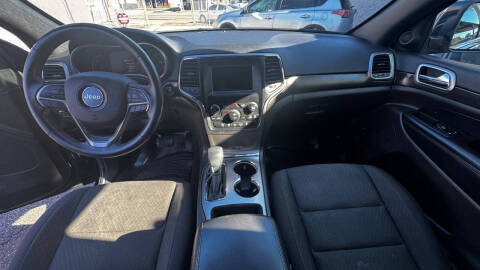 2018 Jeep Grand Cherokee Laredo