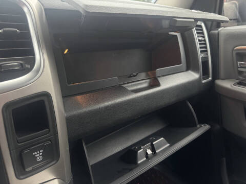 2017 RAM 1500 Big Horn