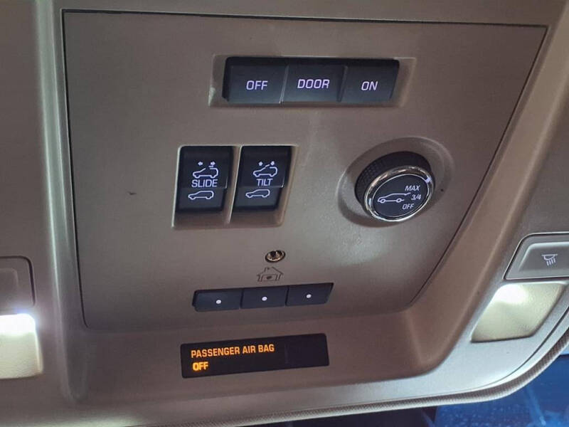 2016 Cadillac Escalade ESV Luxury Collection