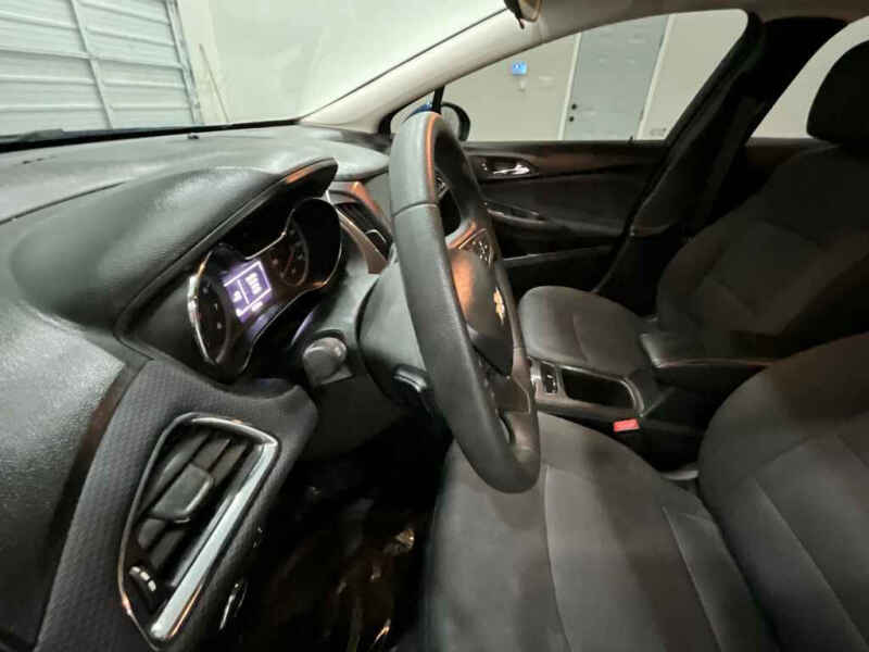 2018 Chevrolet Cruze LT Auto