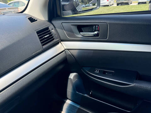 2011 Subaru Legacy 2.5i Premium