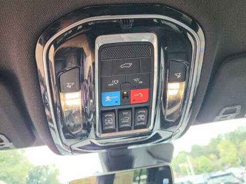 2022 Jeep Grand Cherokee Summit