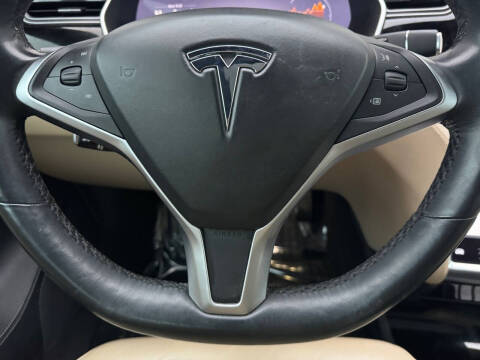 2015 Tesla Model S 85D