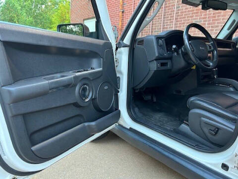 2008 Jeep Commander Sport