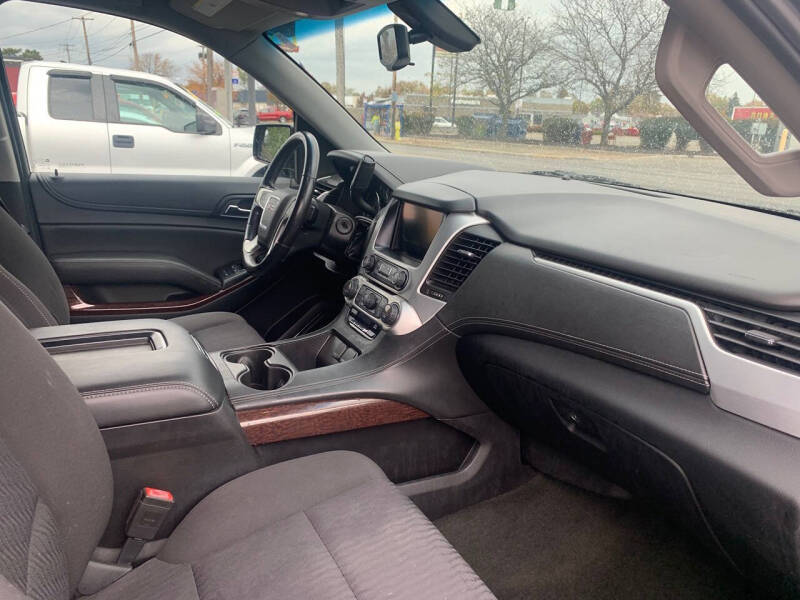 2018 GMC Yukon XL SLE