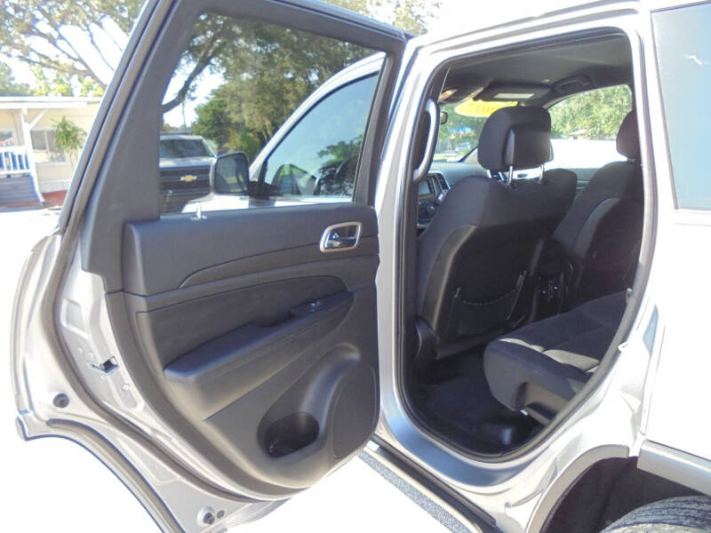 2017 Jeep Grand Cherokee Laredo