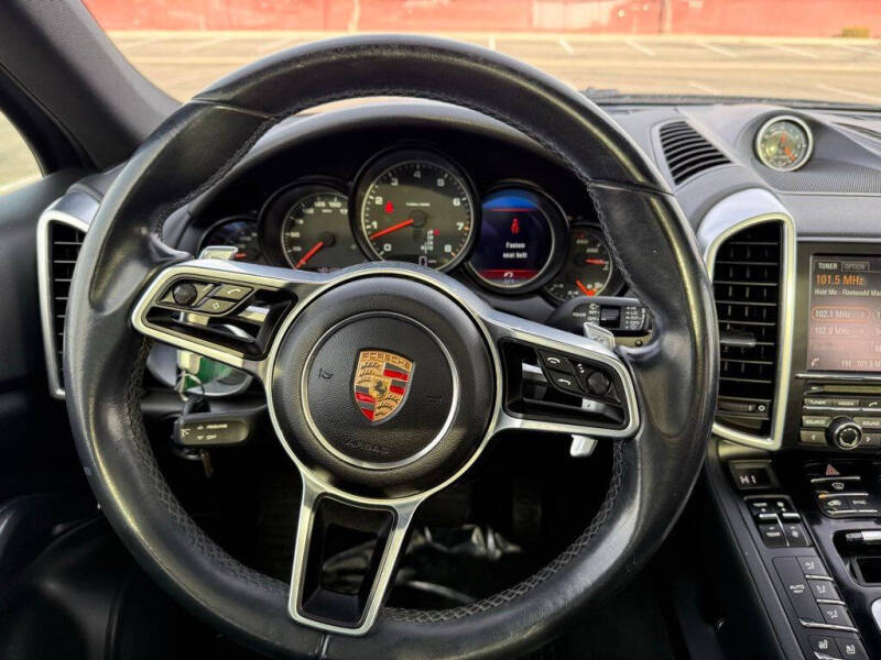 2016 Porsche Cayenne