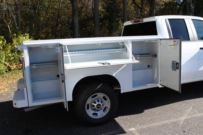 2025 GMC Sierra 2500HD Pro