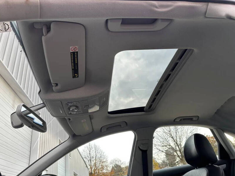 2010 Audi A4 2.0T quattro Premium Plus