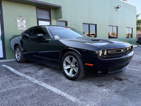 2021 Dodge Challenger SXT