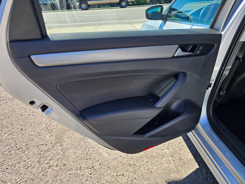 2014 Volkswagen Passat