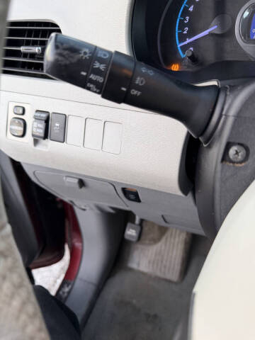 2014 Toyota Sienna XLE 7-Passenger