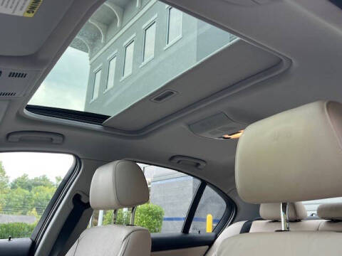 2011 BMW 3 Series 328i xDrive