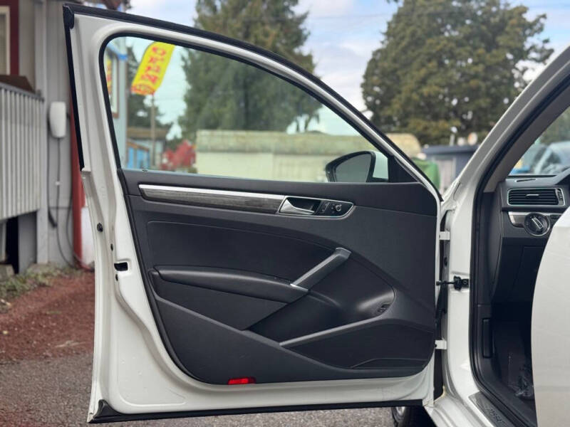 2016 Volkswagen Passat