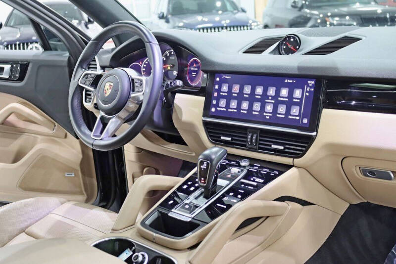2023 Porsche Cayenne