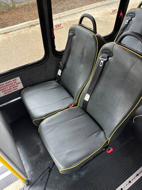 2014 Ford E-Series E-350 SD