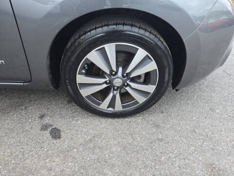 2015 Nissan LEAF SV