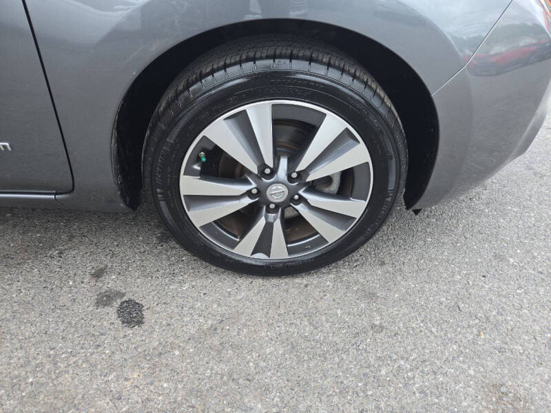 2015 Nissan LEAF SV