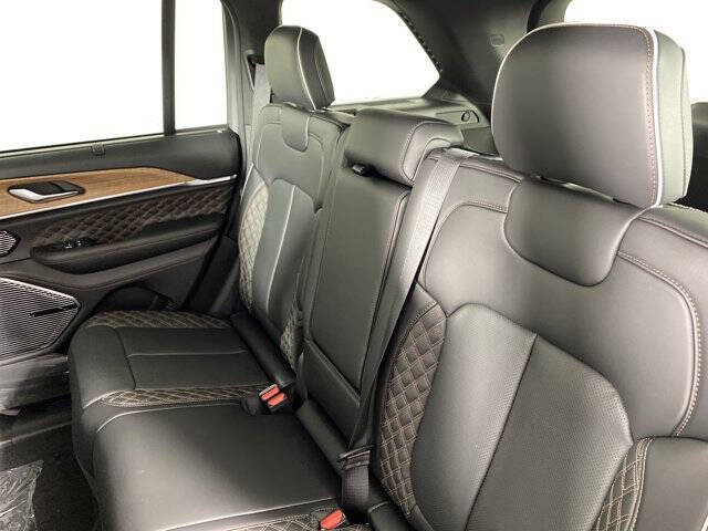 2025 Jeep Grand Cherokee Summit Reserve