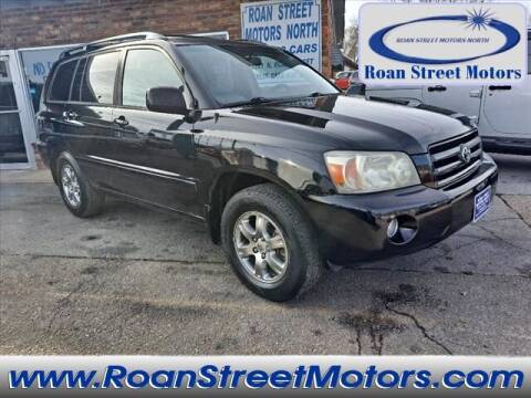 2005 Toyota Highlander for sale at PARKWAY AUTO SALES OF BRISTOL - Roan Street Motors in Johnson City TN