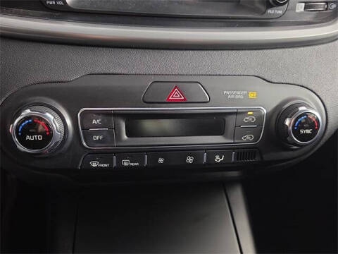 2019 Kia Sorento LX V6