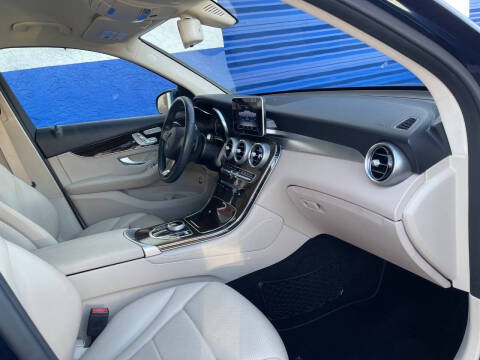 2019 Mercedes-Benz GLC GLC 300