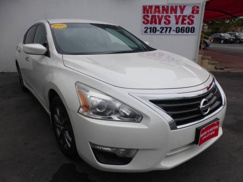 2015 Nissan Altima for sale at Manny G Motors in San Antonio TX