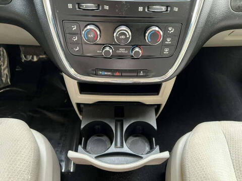 2017 Dodge Grand Caravan SE