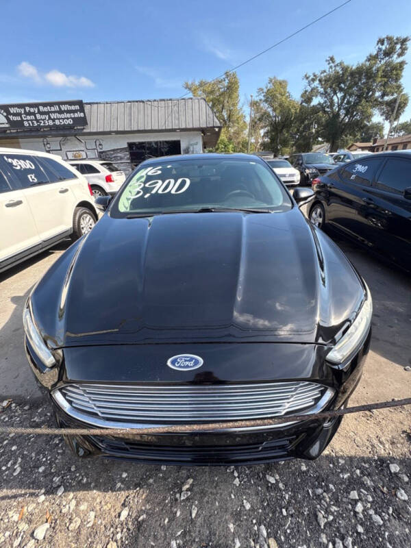 2016 Ford Fusion Titanium's photo