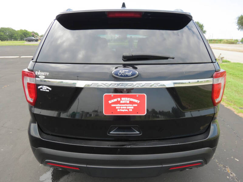 2017 Ford Explorer
