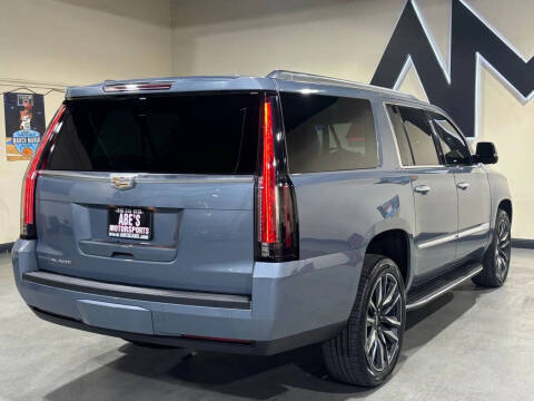 2016 Cadillac Escalade ESV Standard