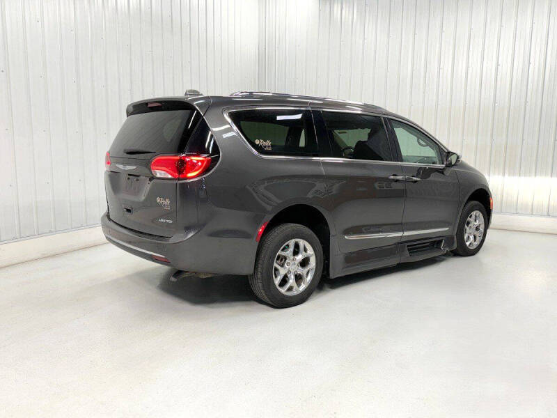 2018 Chrysler Pacifica Limited