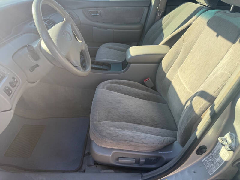 2001 Toyota Avalon XLS