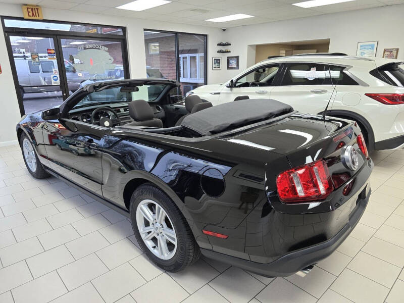 2012 Ford Mustang V6