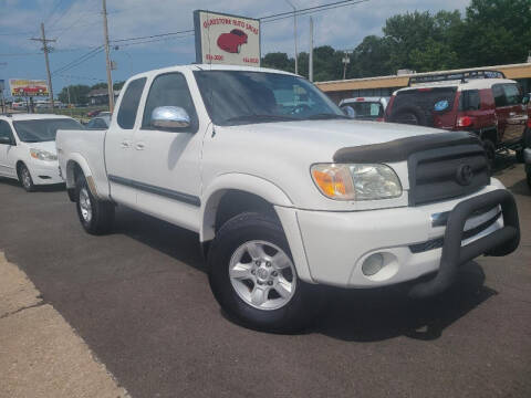 2006 Toyota Tundra for sale at GLADSTONE AUTO SALES    GUARANTEED CREDIT APPROVAL in Gladstone MO