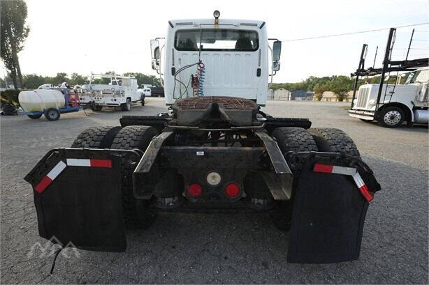 2016 Freightliner M2 106