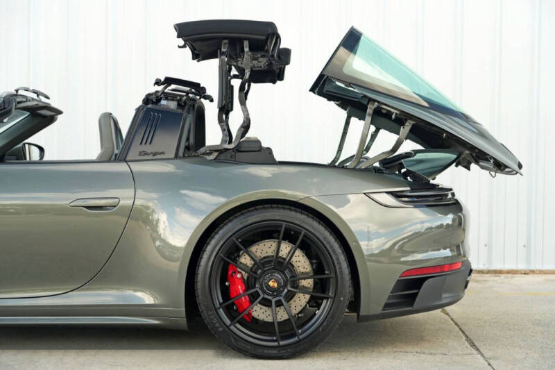 2022 Porsche 911 Targa 4 GTS