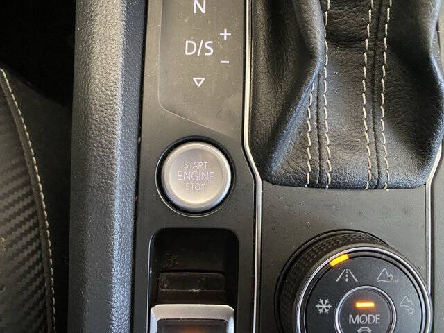 2021 Volkswagen Atlas Cross Sport V6 SE R-Line 4Motion