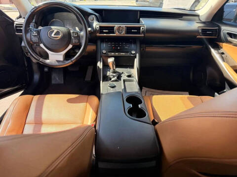 2017 Lexus IS 300