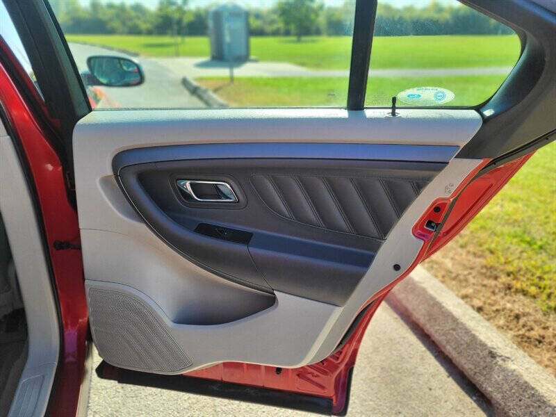 2012 Ford Taurus SEL