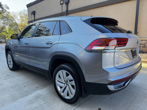 2020 Volkswagen Atlas Cross Sport SE