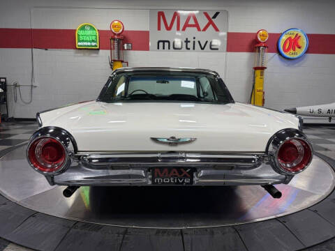 1962 Ford Thunderbird